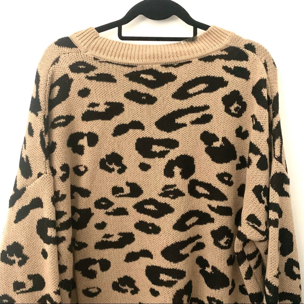 Andree Plus Size Leopard Print Long Sleeve Sweate… - image 5